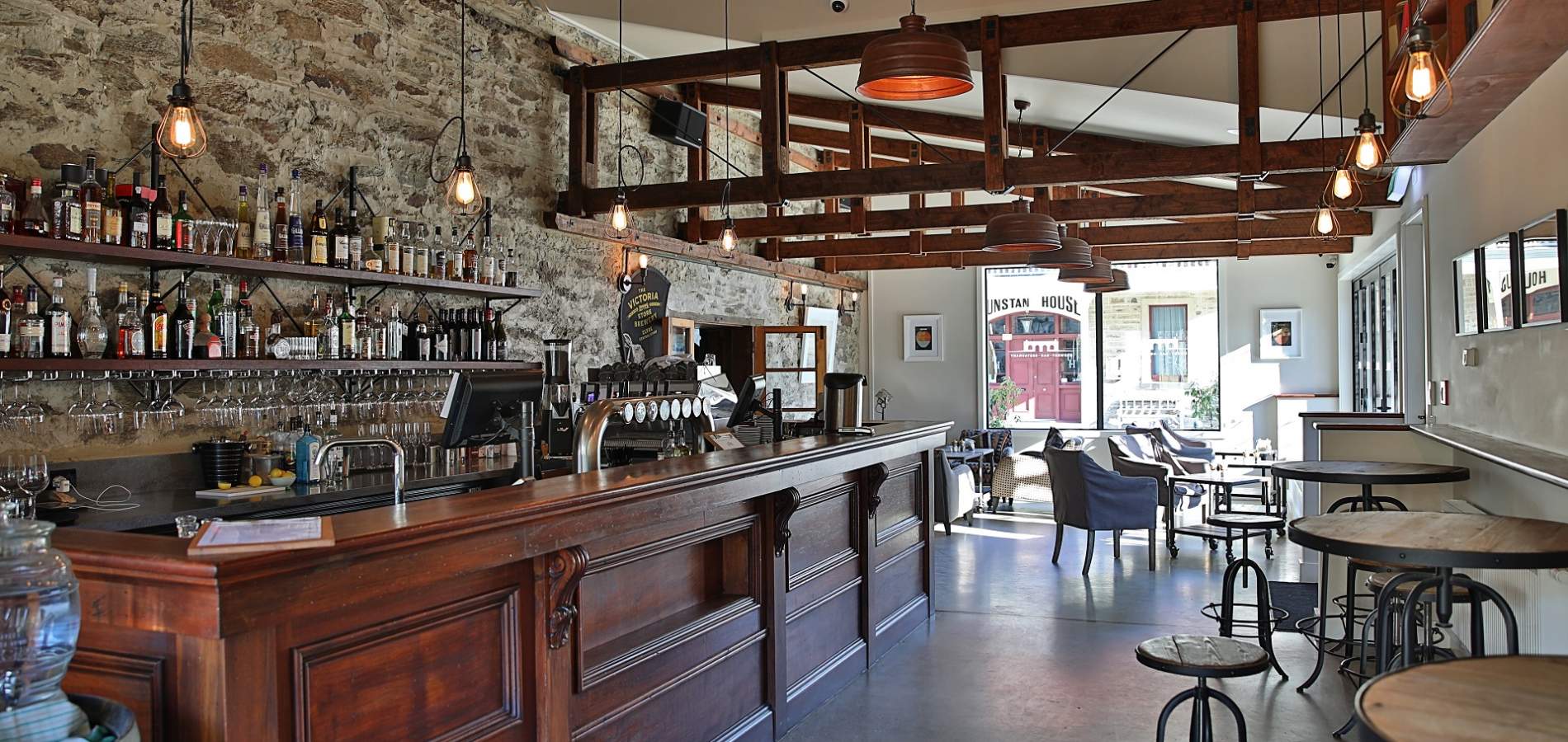 Olivers Bar and Restaurant Clyde
