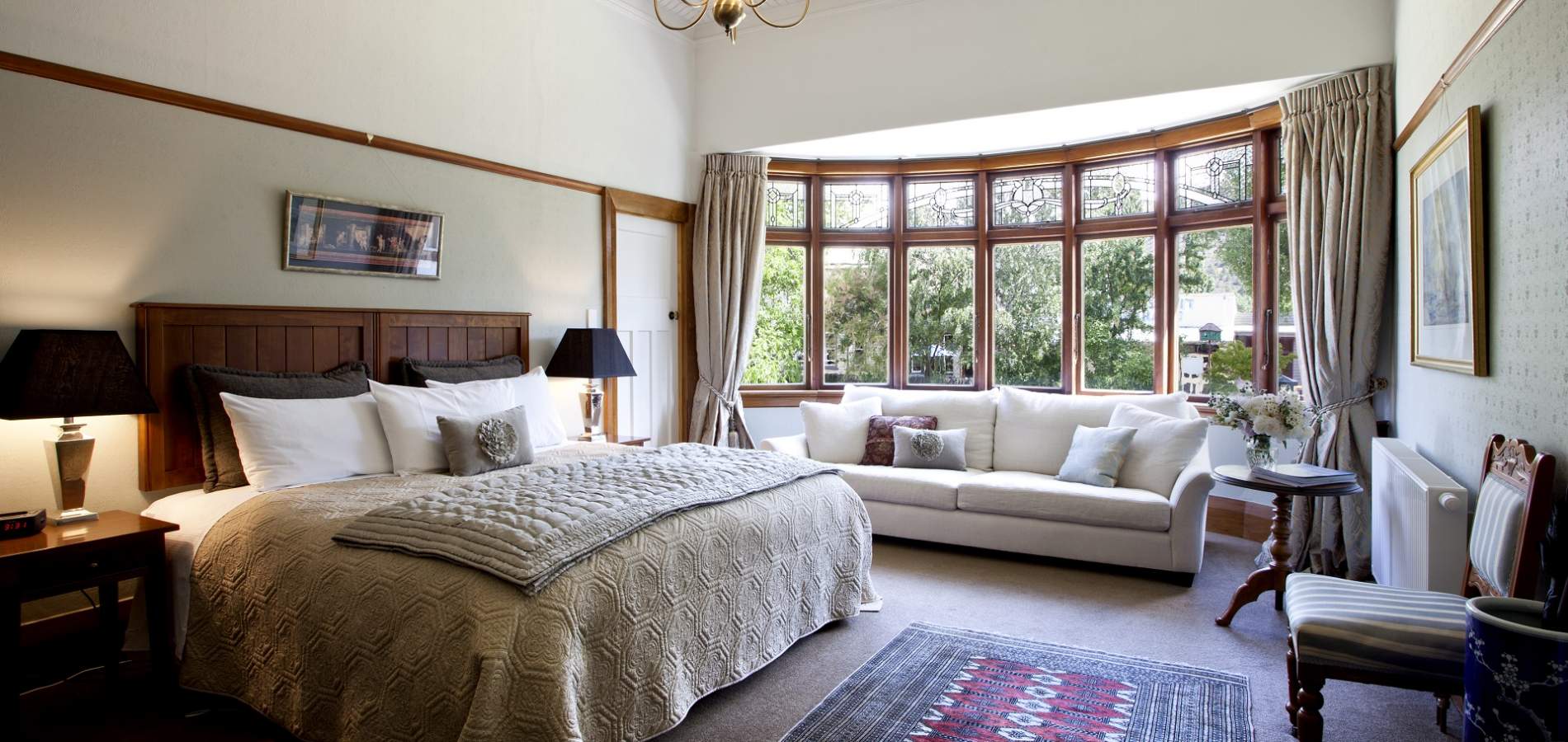 Olivers Lodge and Stables Guest Room