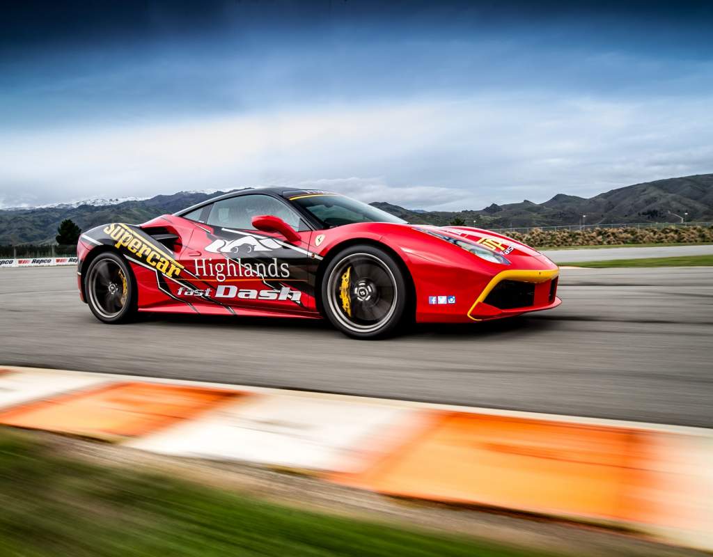 Resized Supercar Fast Dash Credit Highlands